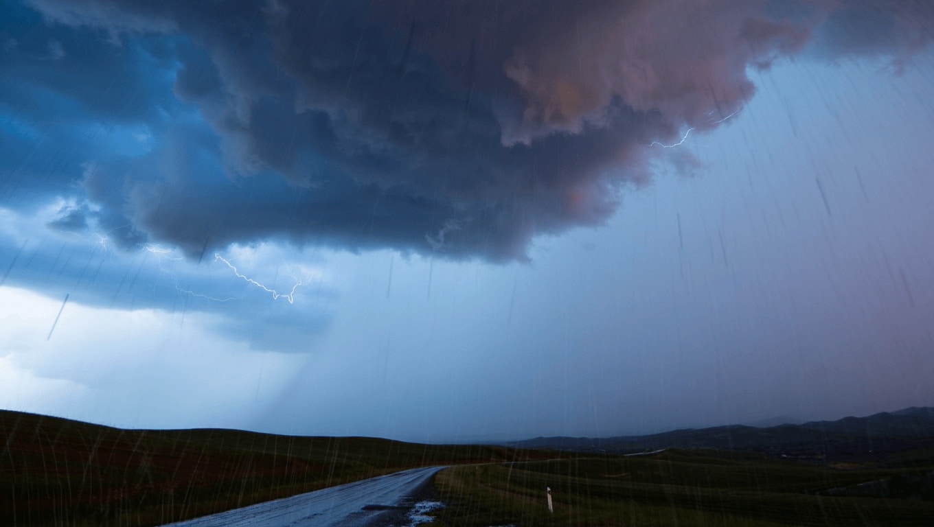 Lluvias y tormentas nunca vistas en estas zonas: no se salva nadie en España y la AEMET lo ha confirmado
