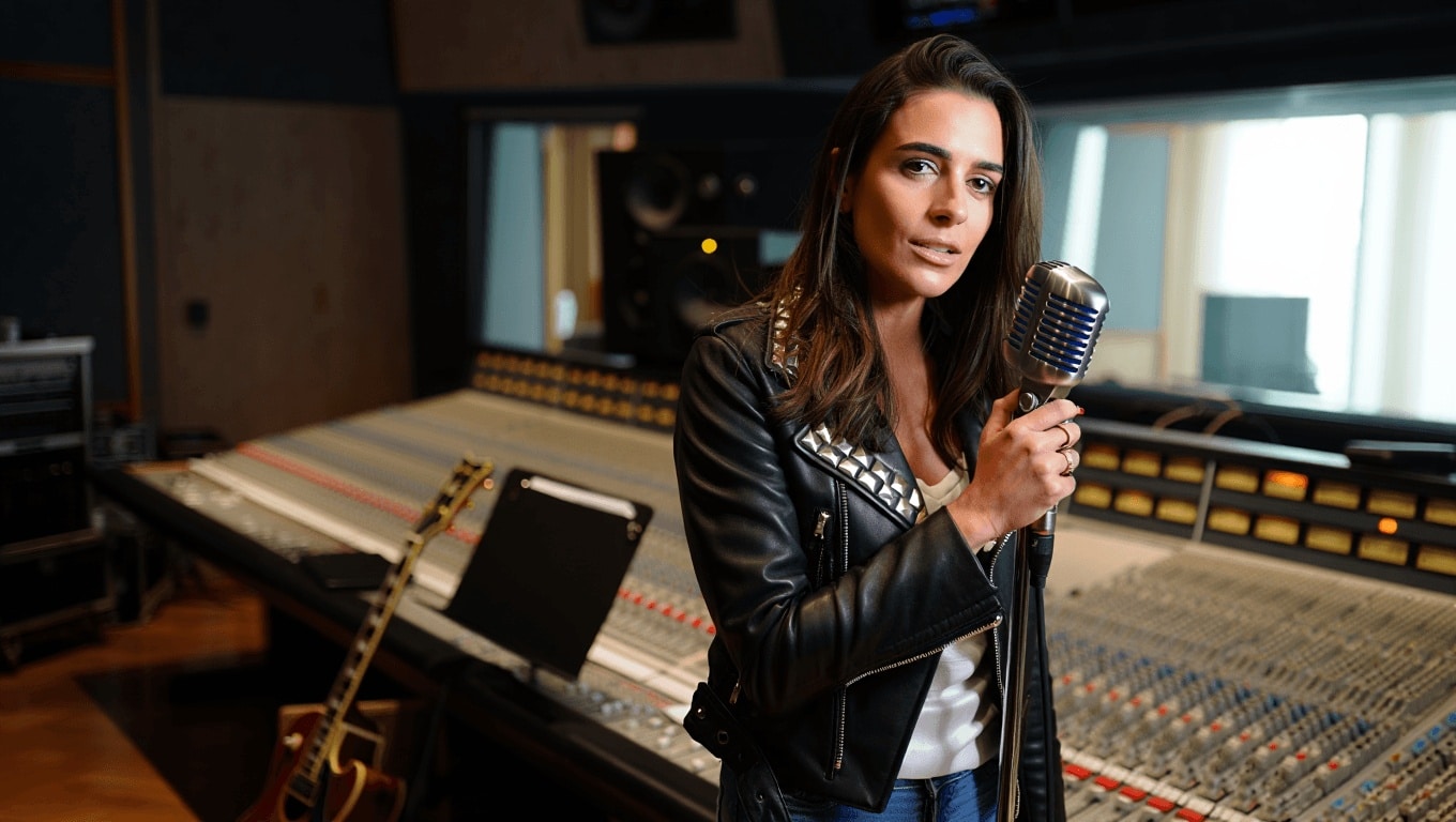 Marta Sánchez: edad, hijos, pareja, cuánto mide y su carrera de 40 años en la música