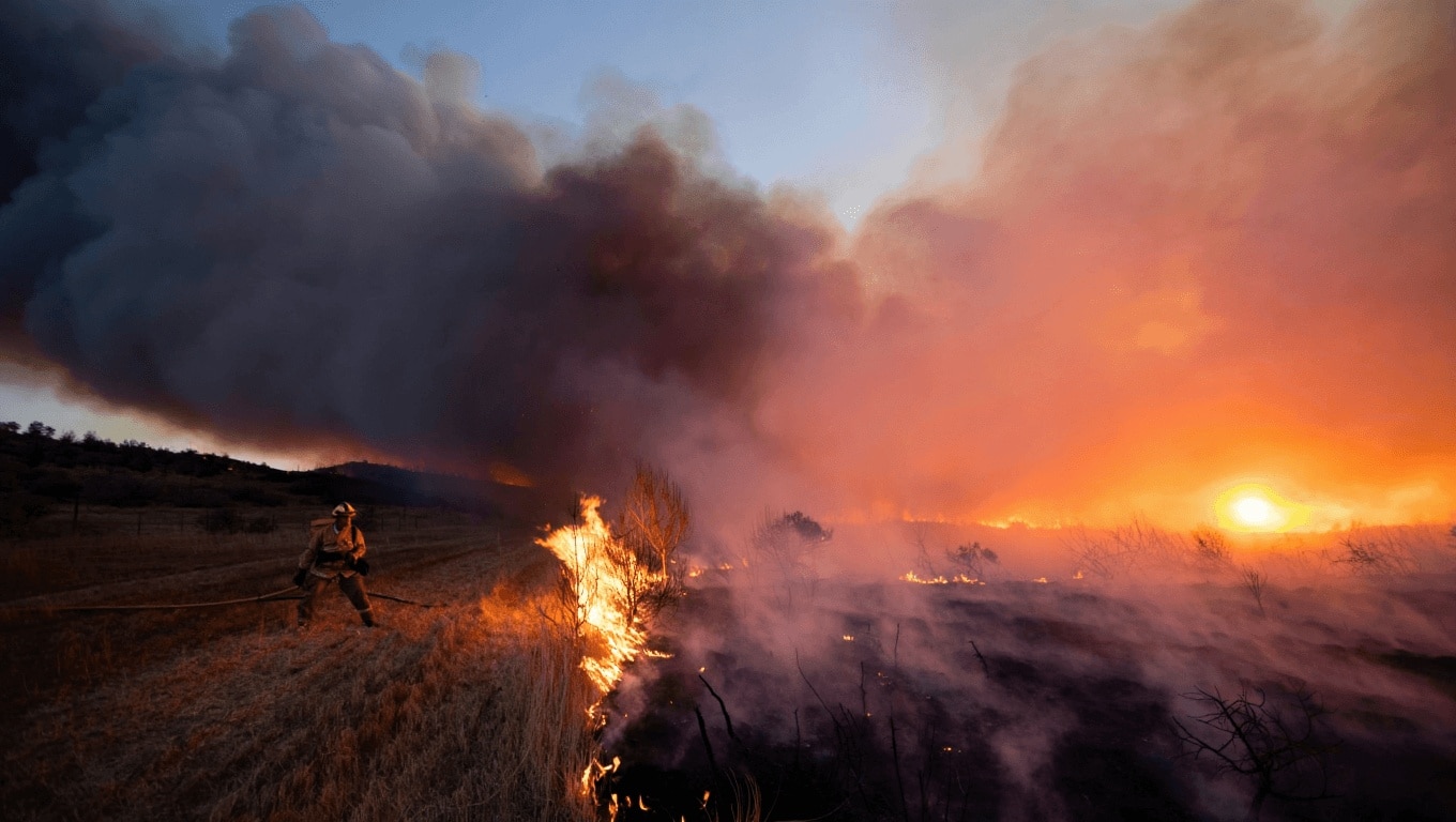 Mientras todos miran hacia los incendios, la AEMET avisa de la llegada de tormentas y giro de temperaturas en estas zonas